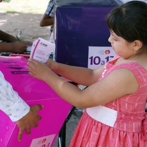 18585627501_3778e54de2_z