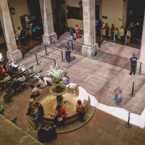 25847254537_b43fa81df4_z