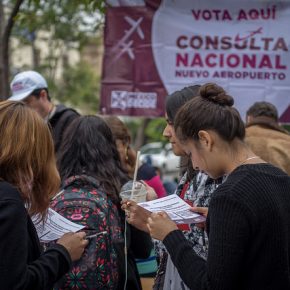 30618871717_13dc5a56f5_z