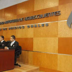 388 Carrera de derecho