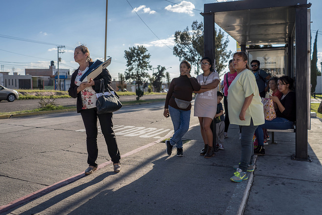 Atusa realiza paro de camiones urbanos en Aguascalientes y deja a miles de usuarios sin servicio