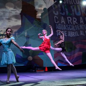 40161623670_6783071b08_z