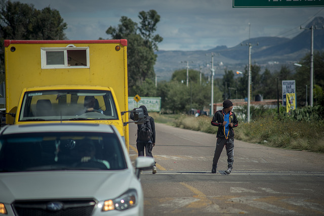 Giran indicaciones a operarios del transporte de carga de no trasladar migrantes