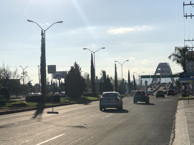 Pretende Tránsito Municipal de Aguascalientes bajar velocidad en Segundo Anillo