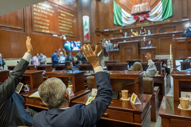 Confronta a diputados de Aguascalientes aprobación de cuentas públicas