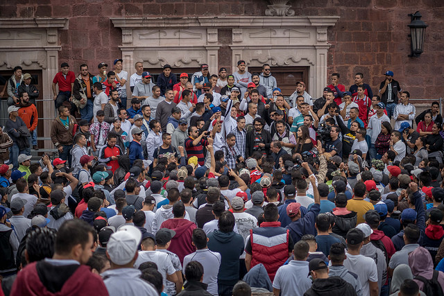 Protestan trabajadores de Nissan Aguascalientes y amagan con paro de labores