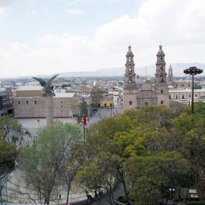 15789997224_9dcd34b3ee_z