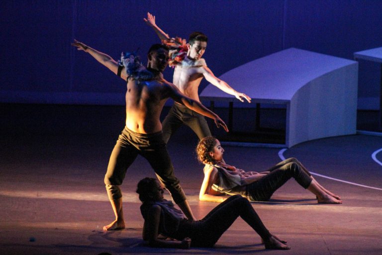 Ballet de Amalia Hernández y concierto de COCOI en Villa Navidad de Aguascalientes