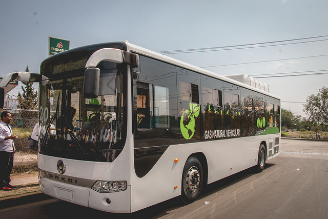 Quita Federación 12 mdp para comprar camiones a gas natural en Aguascalientes
