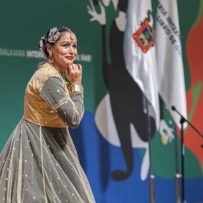 32279575168_c2e40f236b_z