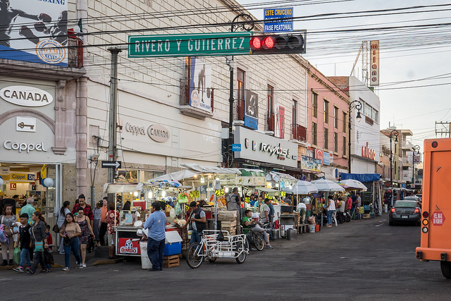 Excesivo incremento de puestos ambulantes en el Centro Histórico de Aguascalientes