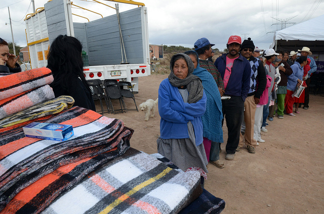 DIF Aguascalientes entrega cobijas en comunidades