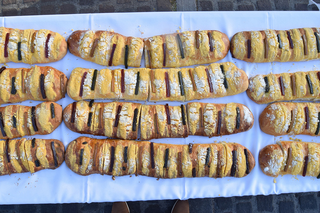 Repartió el gobierno de Aguascalientes mil 780 metros lineales de Rosca de Reyes