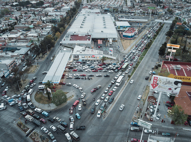 Sener asegura que no existe desabasto de combustibles en el país
