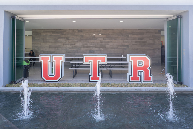 Alumnos de la UTR el Retoño de Aguascalientes son becados por el Club Rotario Industrial