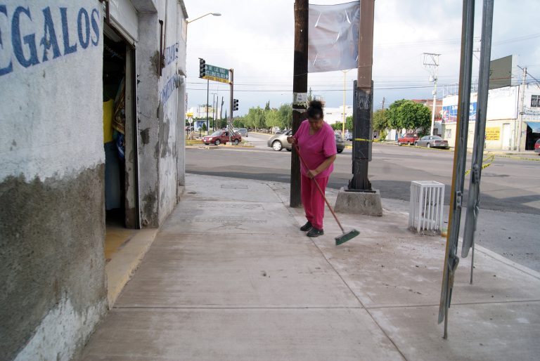 Trabajadoras del hogar, sin sueldos o atrapadas en casas de empleadores