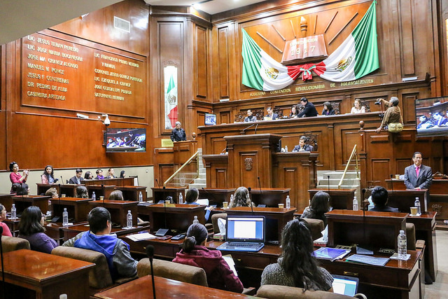 Aprueban en el Congreso de Aguascalientes iniciativa para establecer una vez al año el Parlamento Juvenil