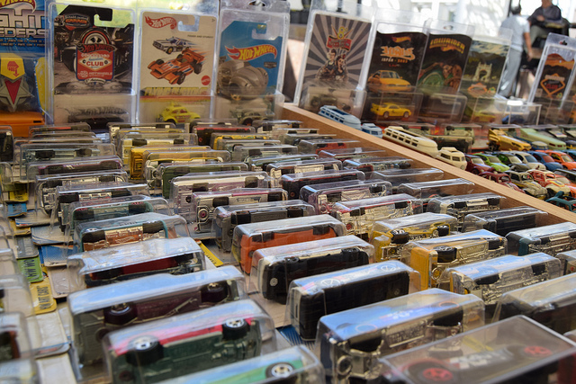 Se reúne coleccionadores de autos a escala