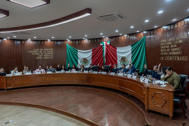 En Sesión Extraordinaria de Cabildo se aprueban Políticas de Descuento 2019 en Aguascalientes