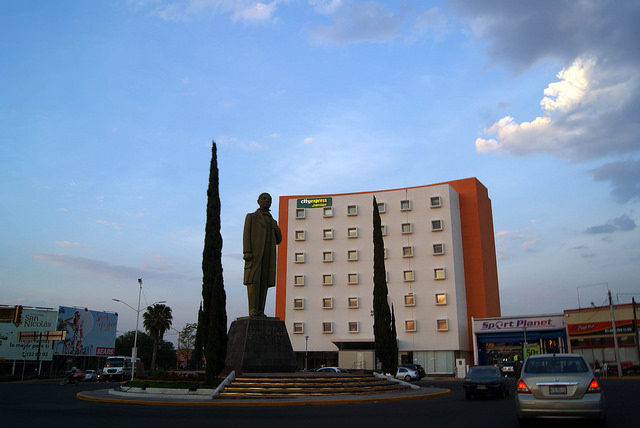 Hoteleros y gobierno acuerdan impulsar turismo en Aguascalientes