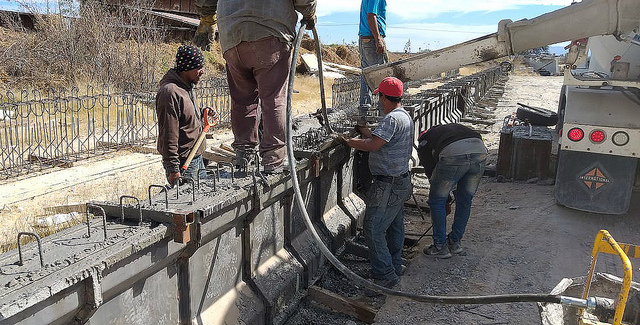 Recorrido de supervisión en obras de paso a desnivel del Camino a San Ignacio, en Aguascalientes