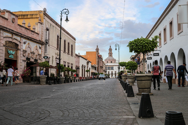 Instalación artística de deshilado adornará Corredor Cultural Carranza, de la Feria Nacional de San Marcos en Aguascalientes