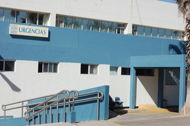 Llevan a cabo plática sobre prestaciones a derechohabientes del Issste Aguascalientes