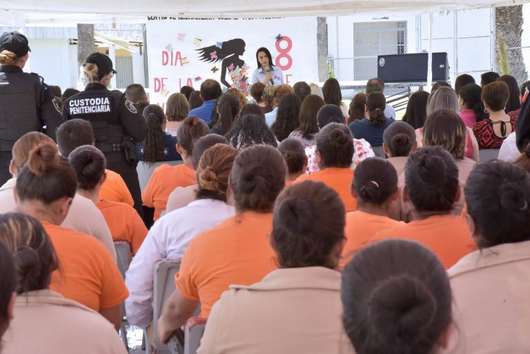 Celebran el Día de la Mujer en el Cereso Femenil de Aguascalientes