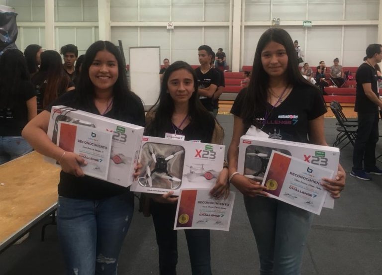 Alumnas de telesecundaria en Aguascalientes clasifican a regional de robótica