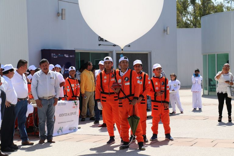Lanza Aguascalientes al espacio nano satélites fabricados por estudiantes