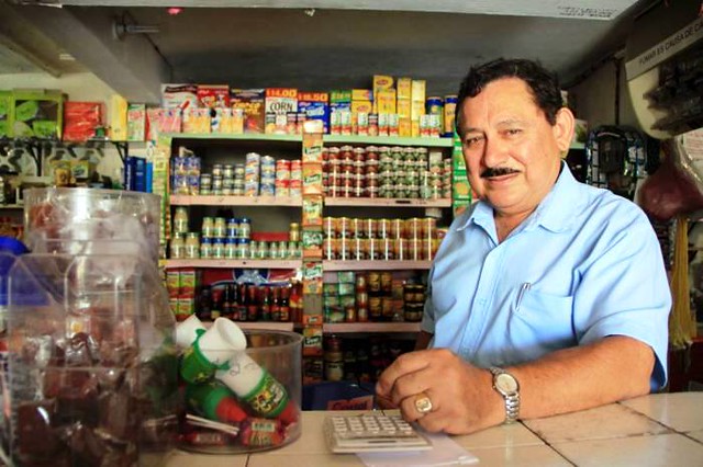 Entregan apoyos para proyectos de fomento al autoempleo en Aguascalientes