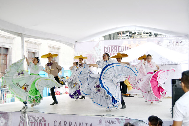 Ofrece Corredor Carranza de Aguascalientes música clásica en las calles