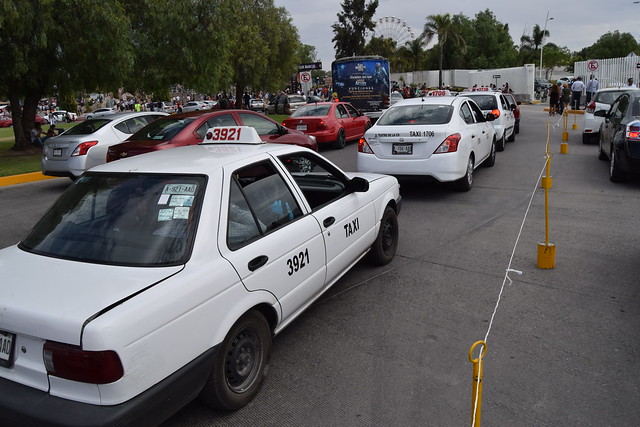 Realizan operativos de vigilancia al transporte público de Aguascalientes durante la Feria