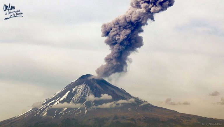 Continuará Popocatépetl con actividad intensa-moderada