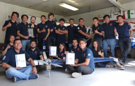 Ganan estudiantes mexicanos por quinta vez competencia internacional de aeronáutica