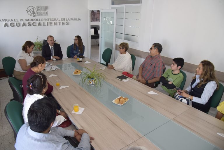 Reconocen a ganadores del concurso Memorias del Viejo y la Mar en Aguascalientes