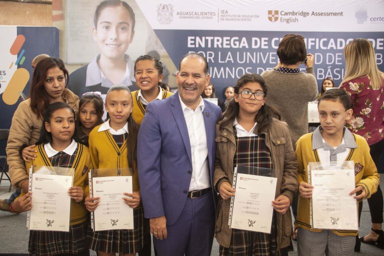 Certifican a estudiantes de educación básica, en Aguascalientes, en inglés