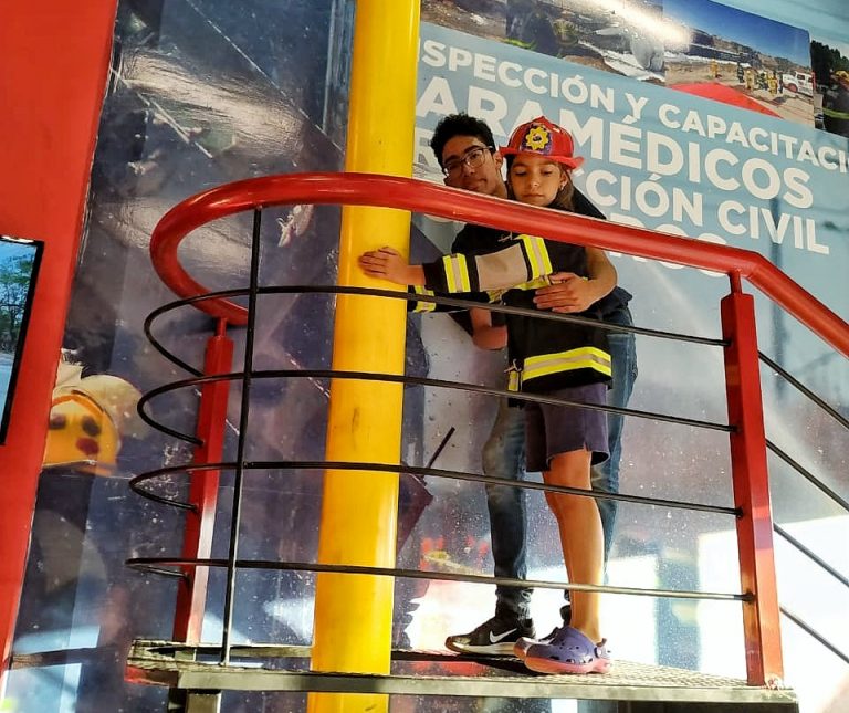 Actividades en el Estand Educativo del municipio en la Feria