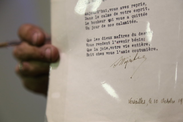 Globalización ha puesto a escritores en la disyuntiva de apegarse al mercado o seguir su voz creativa