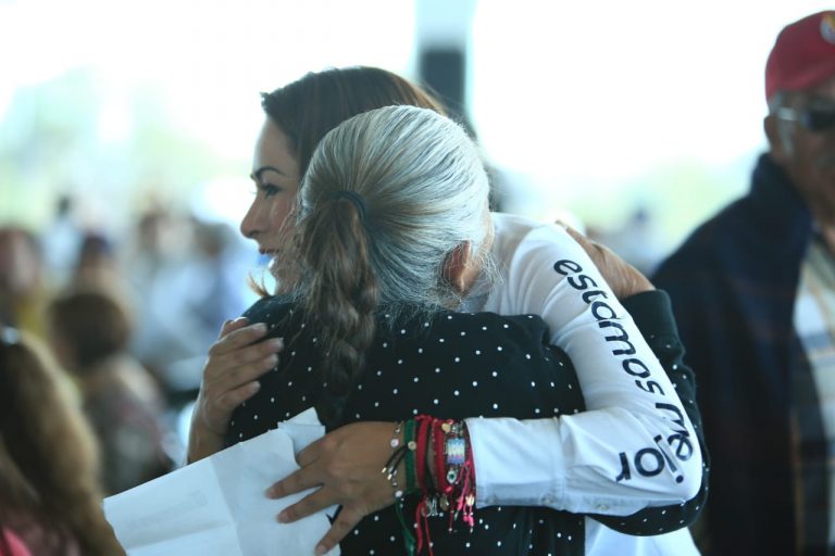 Dará continuidad Tere Jiménez a acciones en favor de la educación en Aguascalientes