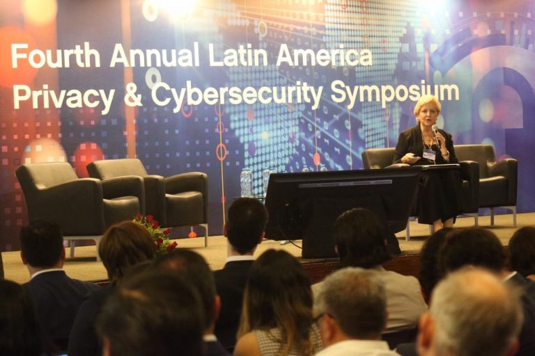 Compromiso del INAI: proteger datos personales y generar estrategias para la seguridad digital