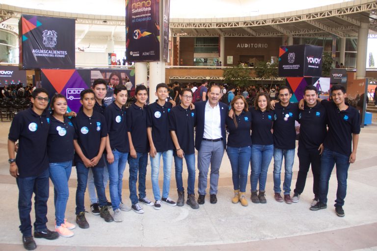 Presentan Yovoy a universitarios en Aguascalientes