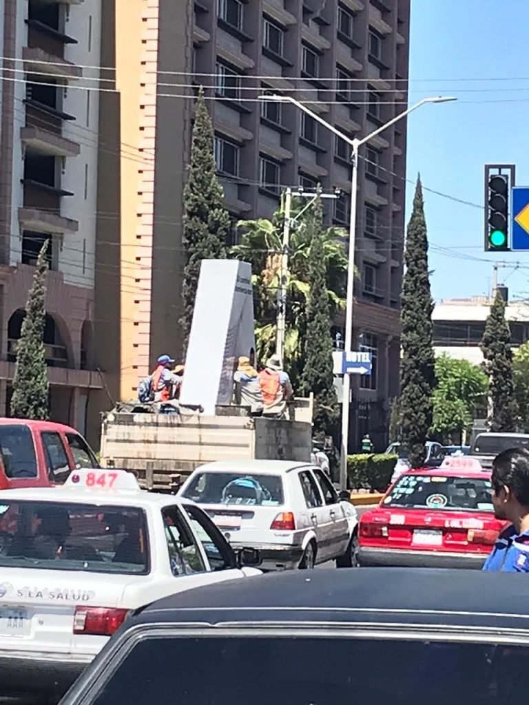Presenta Arturo Ávila, candidato de Morena Aguascalientes, el Monumento a la Esperanza