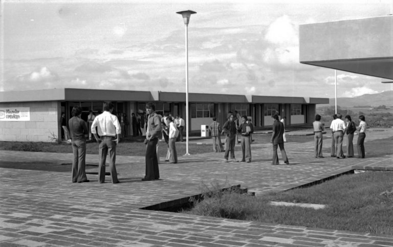 Celebra Autónoma de Aguascalientes su 46 aniversario