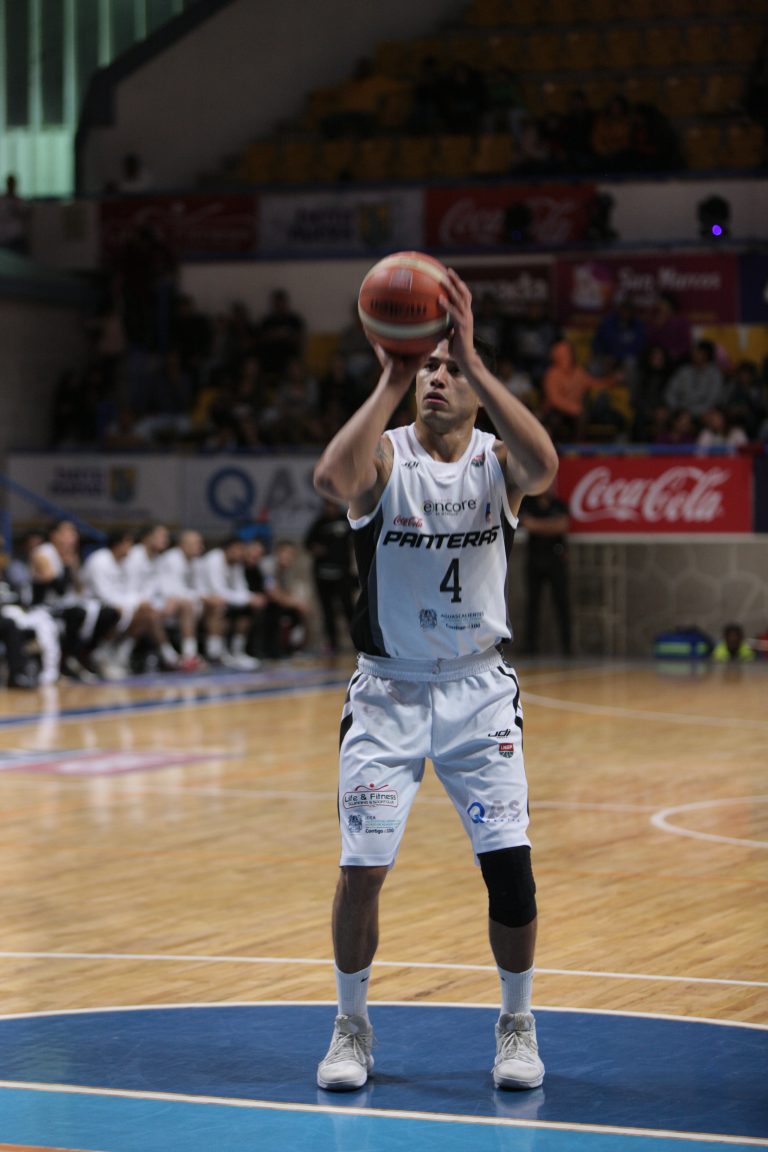 Fabián Jaimes rugirá con Panteras de Aguascalientes