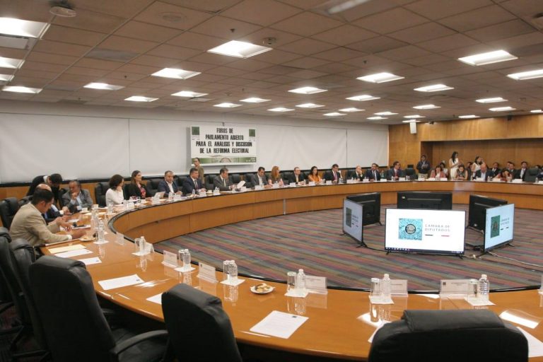 Reforma debe privilegiar autonomía, operatividad del sistema electoral y pluralismo político: Lorenzo Córdova