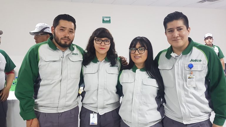 Alumnos de la Universidad Tecnológica de Aguascalientes se gradúan de Jatco School