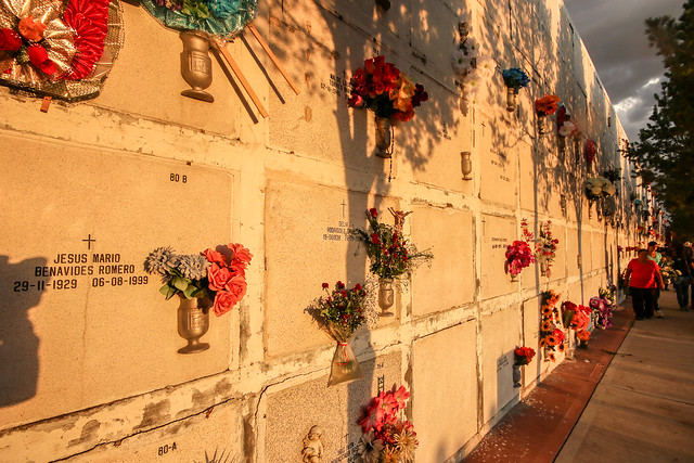 Operativo en panteones municipales de Aguascalientes por festejos del Día del Padre