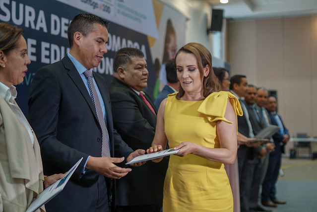 Concluyeron directores de educación básica de Aguascalientes diplomado en gestión 