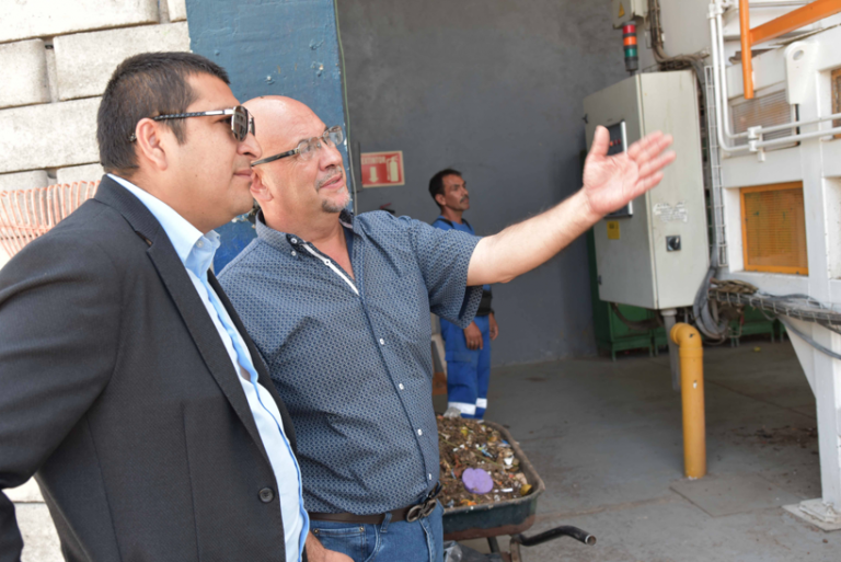 Recorre alcalde salvadoreño sistema de Aguascalientes para la gestión de residuos